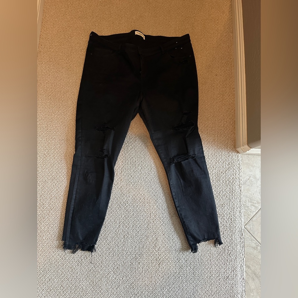 Abercrombie & Fitch Black Super Skinny Ankle Jeans